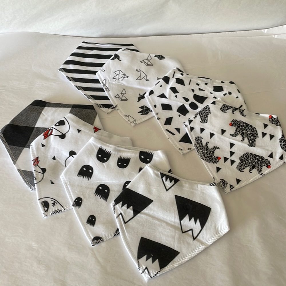 Baby‎ bibs bandanna style 8 designs snap closure